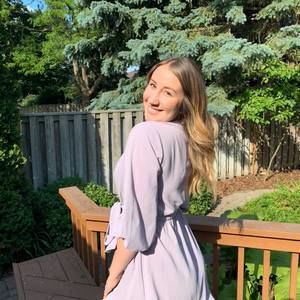 Meet your Posher, Jasmine